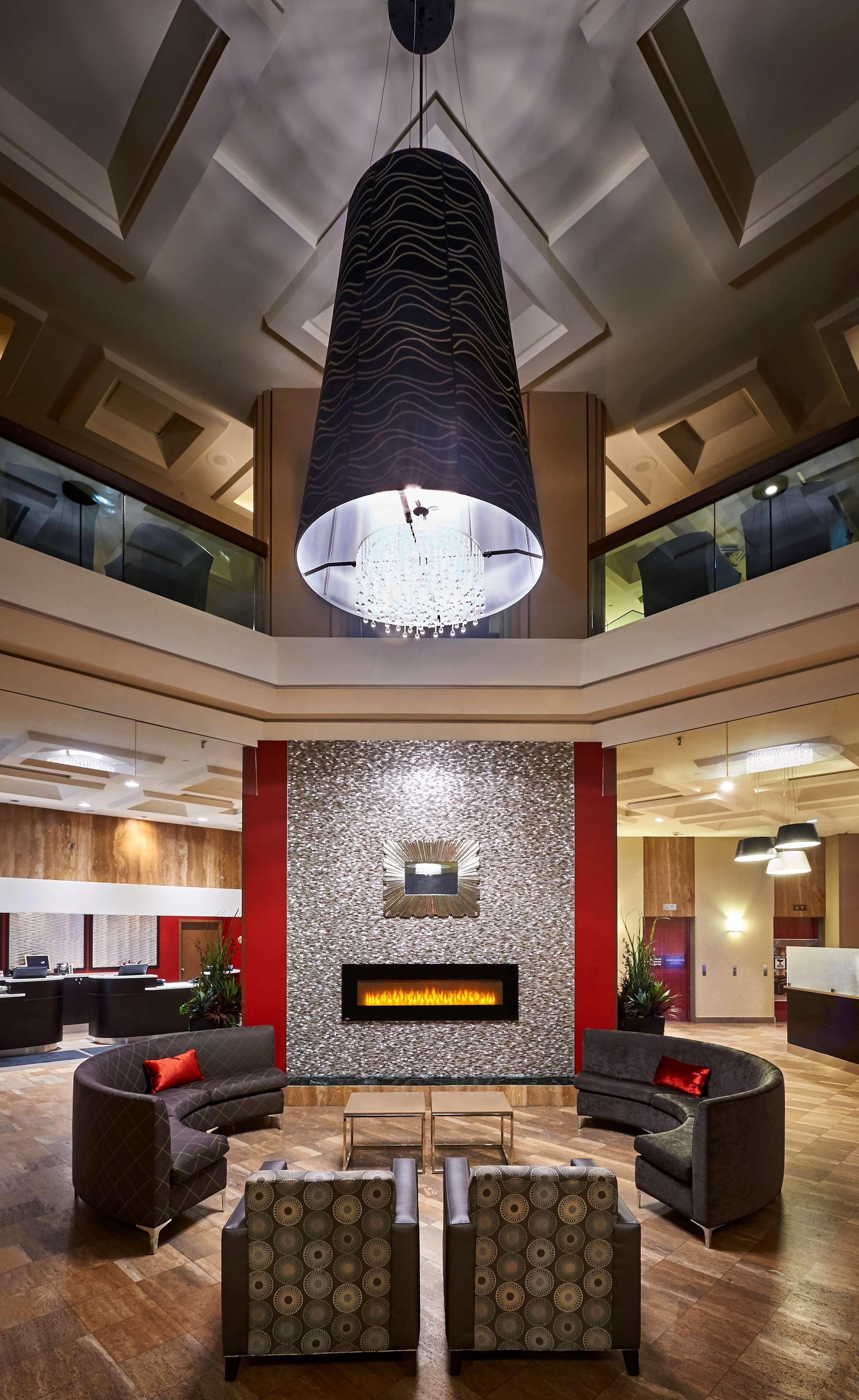 Best Western Plus Waterfront Hotel Windsor Exterior photo